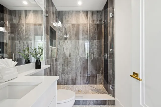 $5,375,000 | 461 Venus Drive, Unit 1, Juno Beach, FL 33408