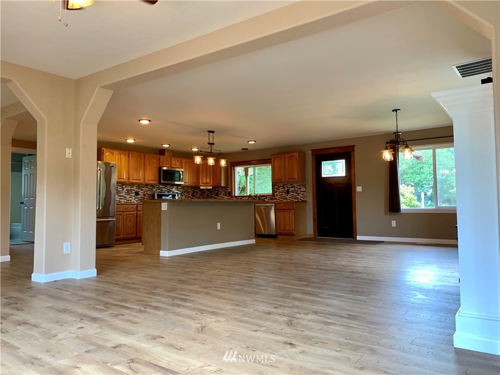 21702 Lafayette Road Sedro-Woolley, WA 98284 - Photo 2 of 17 Gallery Image 2