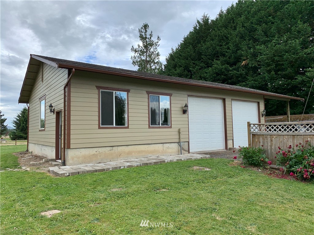 21702 Lafayette Road Sedro-Woolley, WA 98284 - Photo 13 of 17 Gallery Image 13