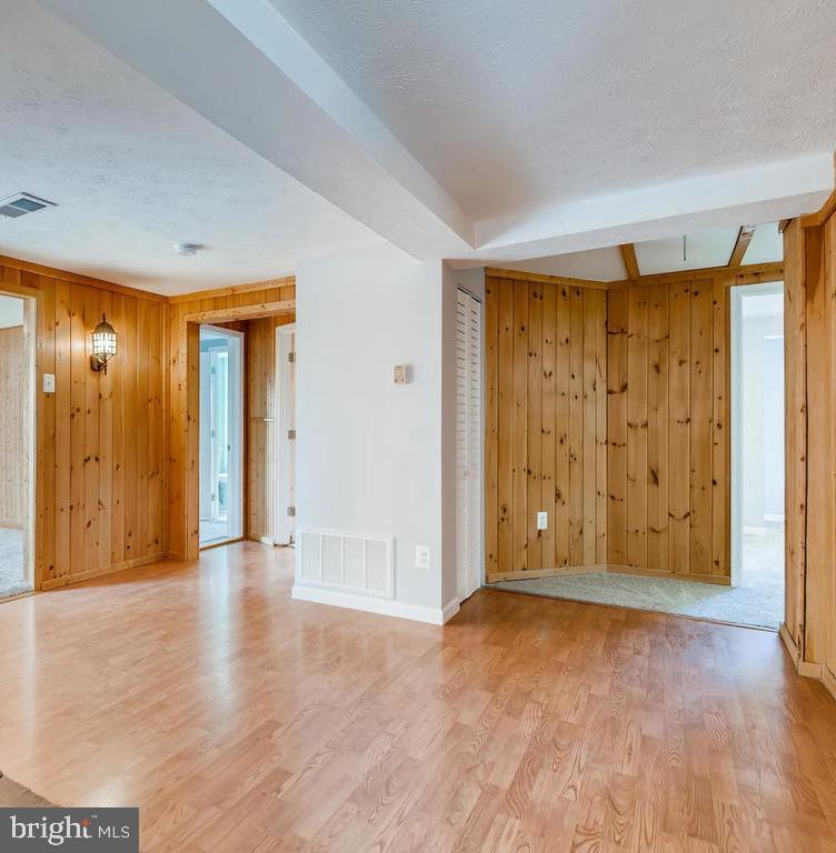 2406 Brunswick Road Baltimore, MD 21227 - Photo 4 of 30 Gallery Image 4