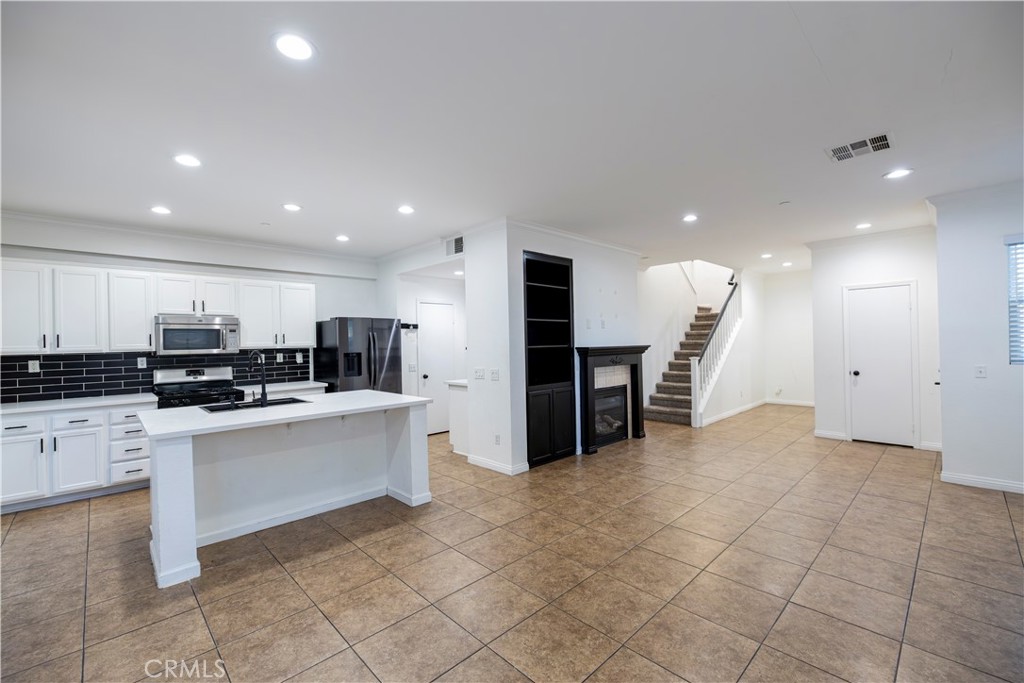 1864 Siena Court Riverside, CA 92501 - Photo 4 of 22 Open concept.