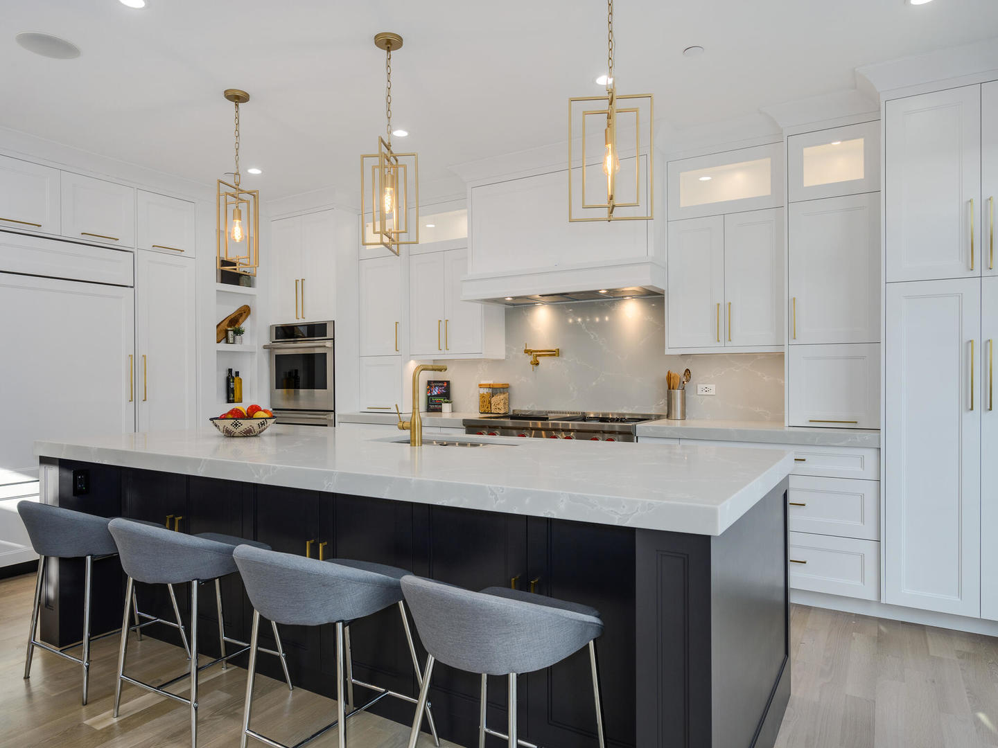 1115 South Delphia Avenue Park Ridge, IL 60068 - Photo 13 of 38 a kitchen with cabinets a sink dishwasher a dining table and chairs