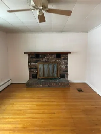 a view of a room with an empty space