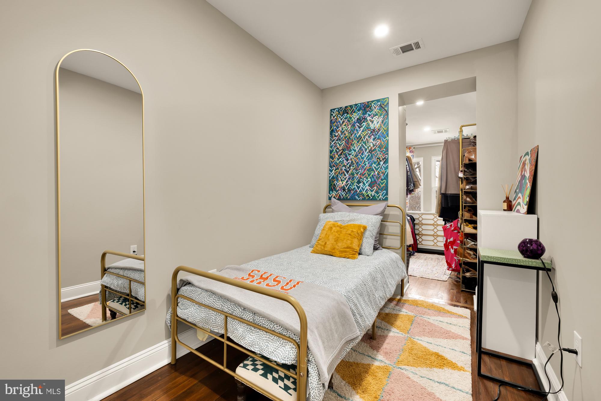 2124 North Capitol Street Northwest Washington, DC 20002 - Photo 19 of 38