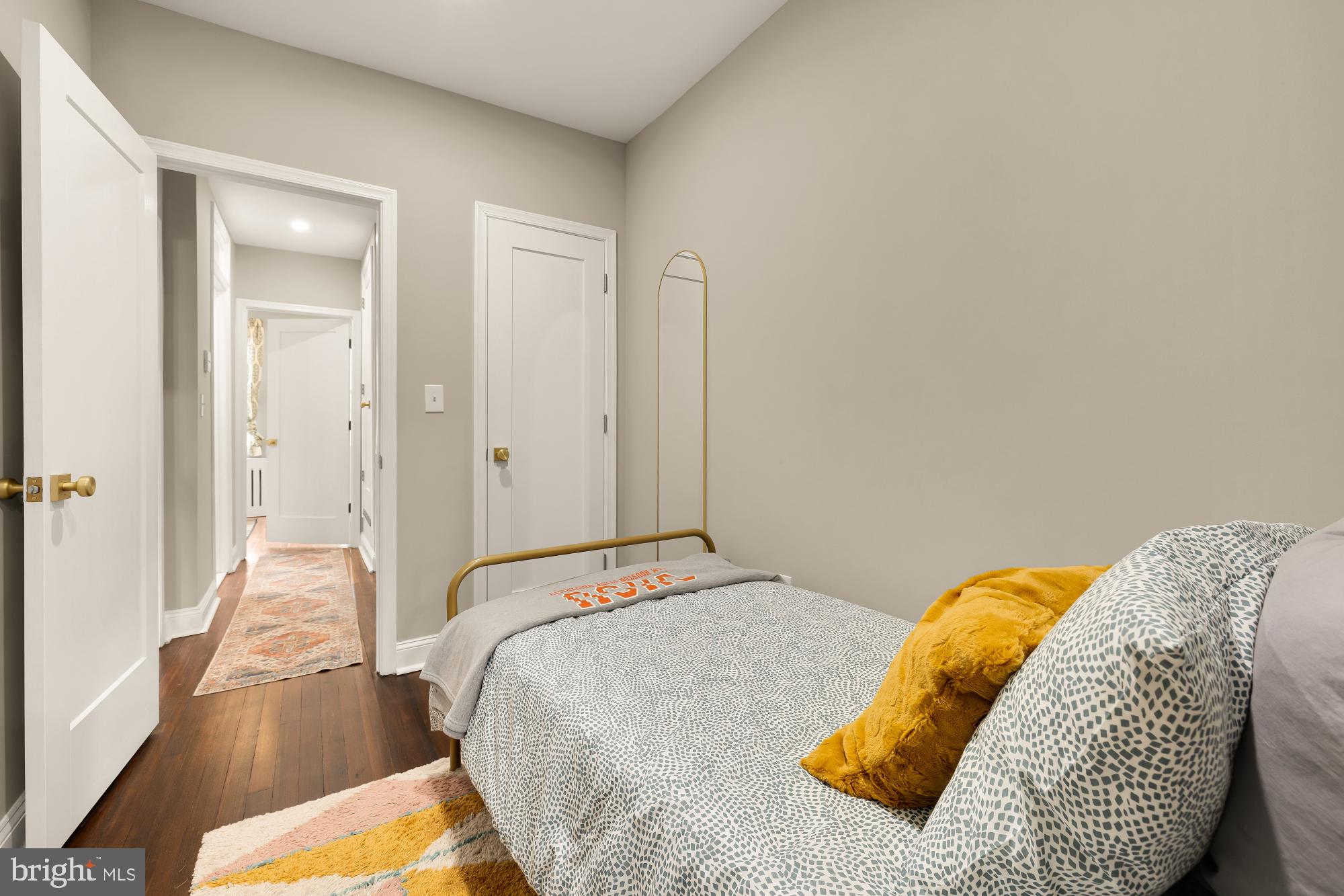 2124 North Capitol Street Northwest Washington, DC 20002 - Photo 20 of 38