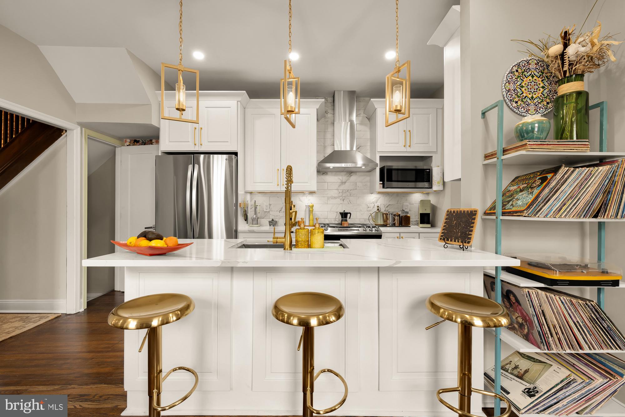 2124 North Capitol Street Northwest Washington, DC 20002 - Photo 3 of 38