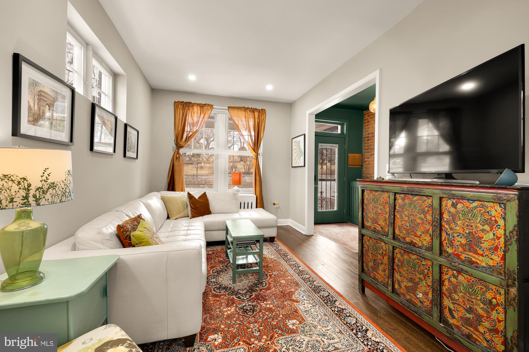 2124 North Capitol Street Northwest Washington, DC 20002 - Photo 8 of 38