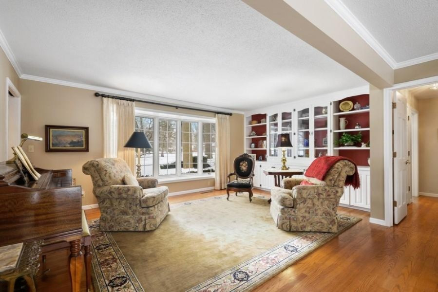 05_5500AlpineRidge_10001_LivingRoom_LowR