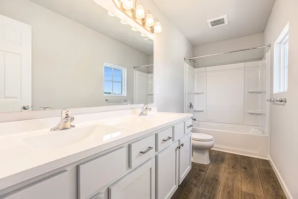 $374,900 | 48549 Silver Oaks West, Mattawan, MI 49071