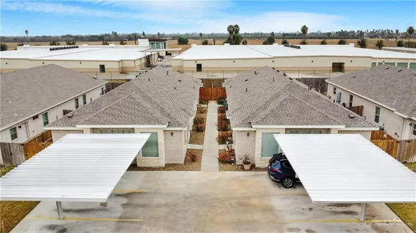 $1,000 | 5701 Nightingale Avenue, Unit 3, McAllen, TX 78573