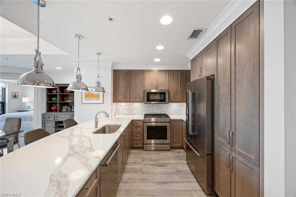 9115 Strada Place, Unit 5312 Naples, FL 34108 - Photo 3 of 29