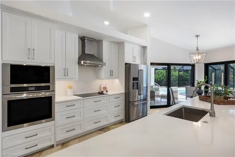 $1,625,000 | 235 Silverado Drive, Naples, FL 34119