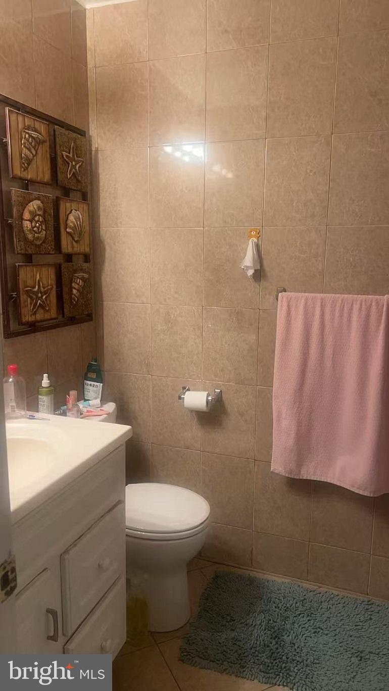 612 Poquessing Avenue Philadelphia, PA 19116 - Photo 13 of 14