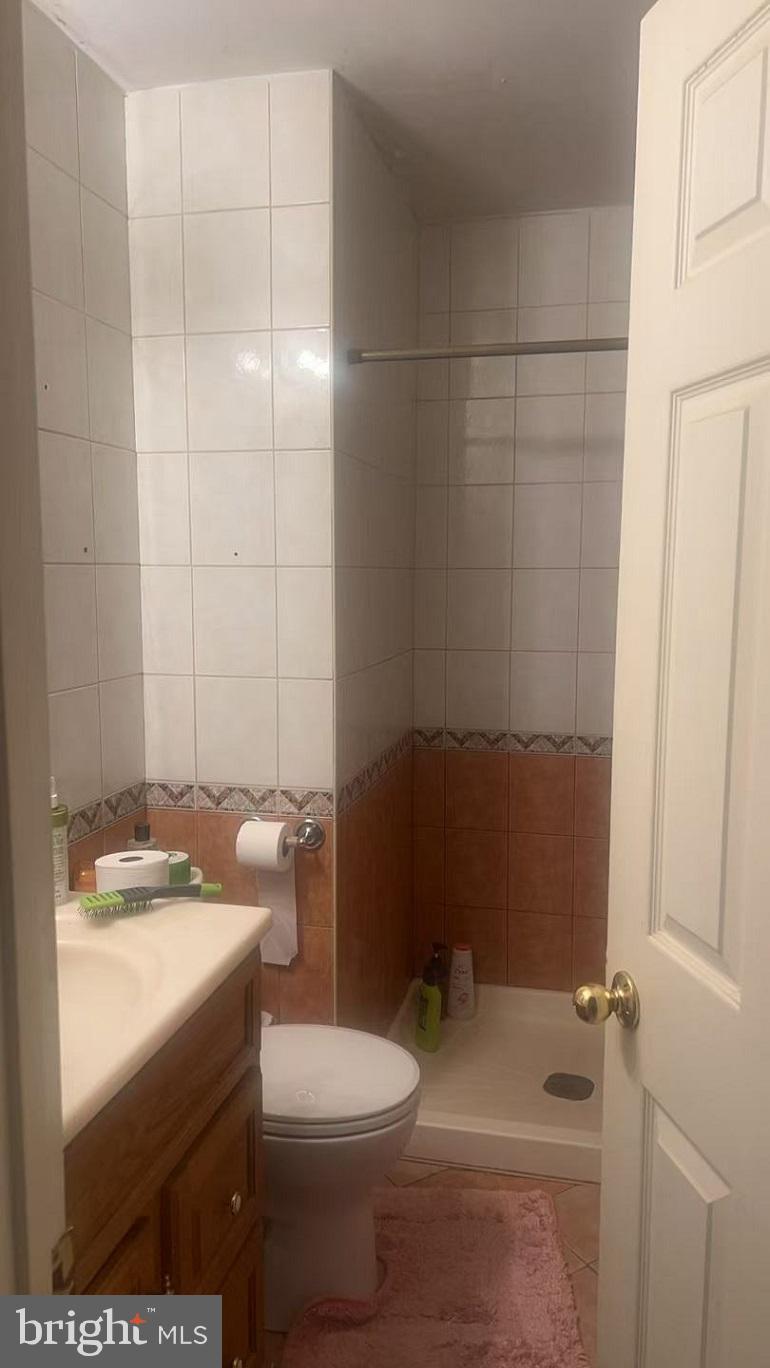 612 Poquessing Avenue Philadelphia, PA 19116 - Photo 14 of 14 bath2