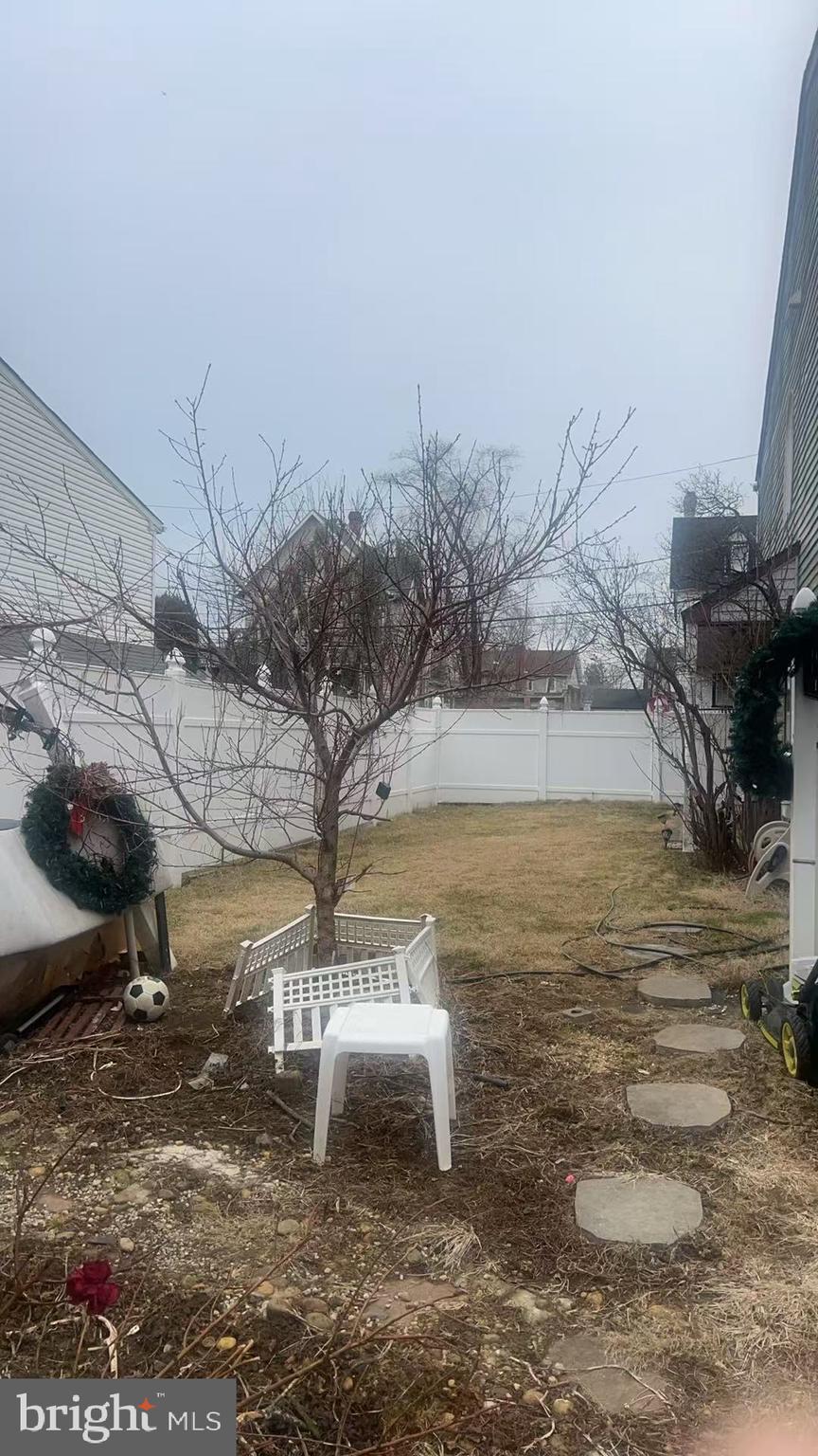 612 Poquessing Avenue Philadelphia, PA 19116 - Photo 2 of 14