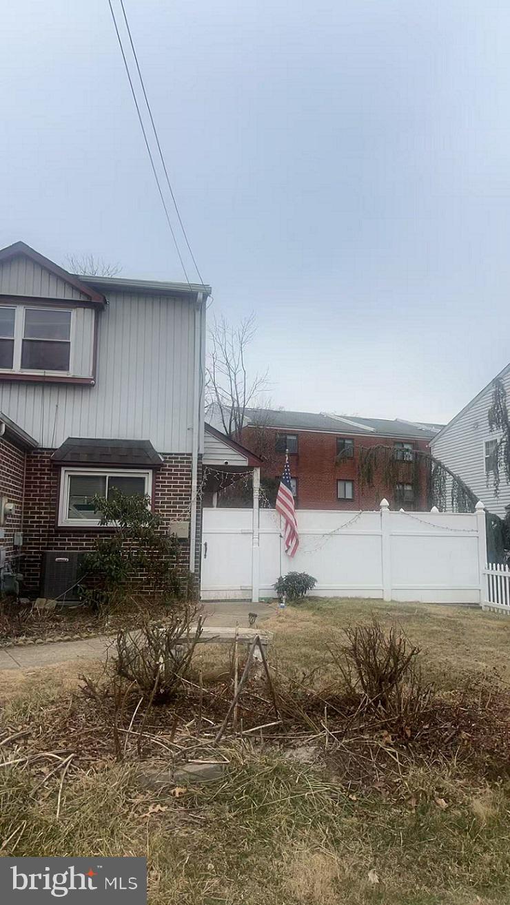 612 Poquessing Avenue Philadelphia, PA 19116 - Photo 4 of 14