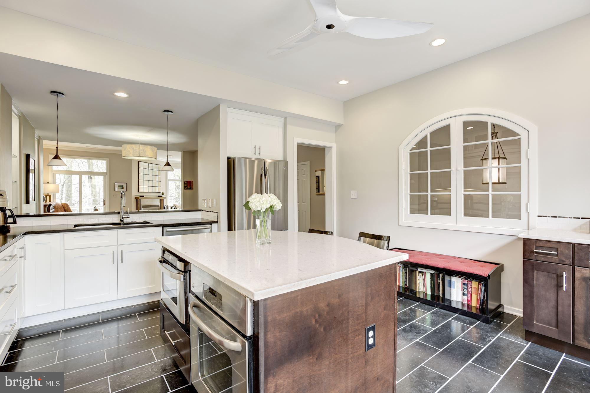 11547 Hemingway Drive Reston, VA 20194 - Photo 13 of 35