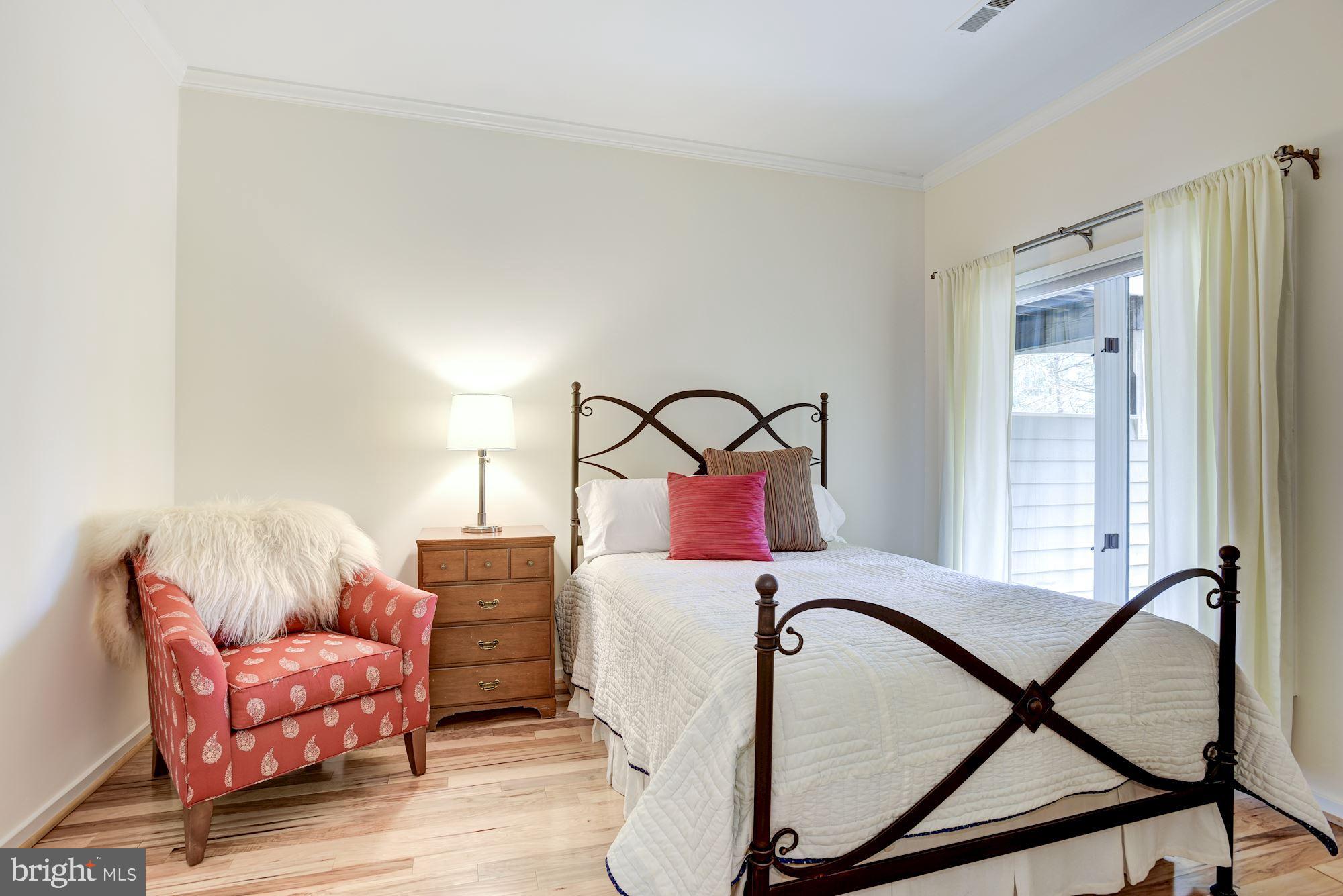 11547 Hemingway Drive Reston, VA 20194 - Photo 29 of 35