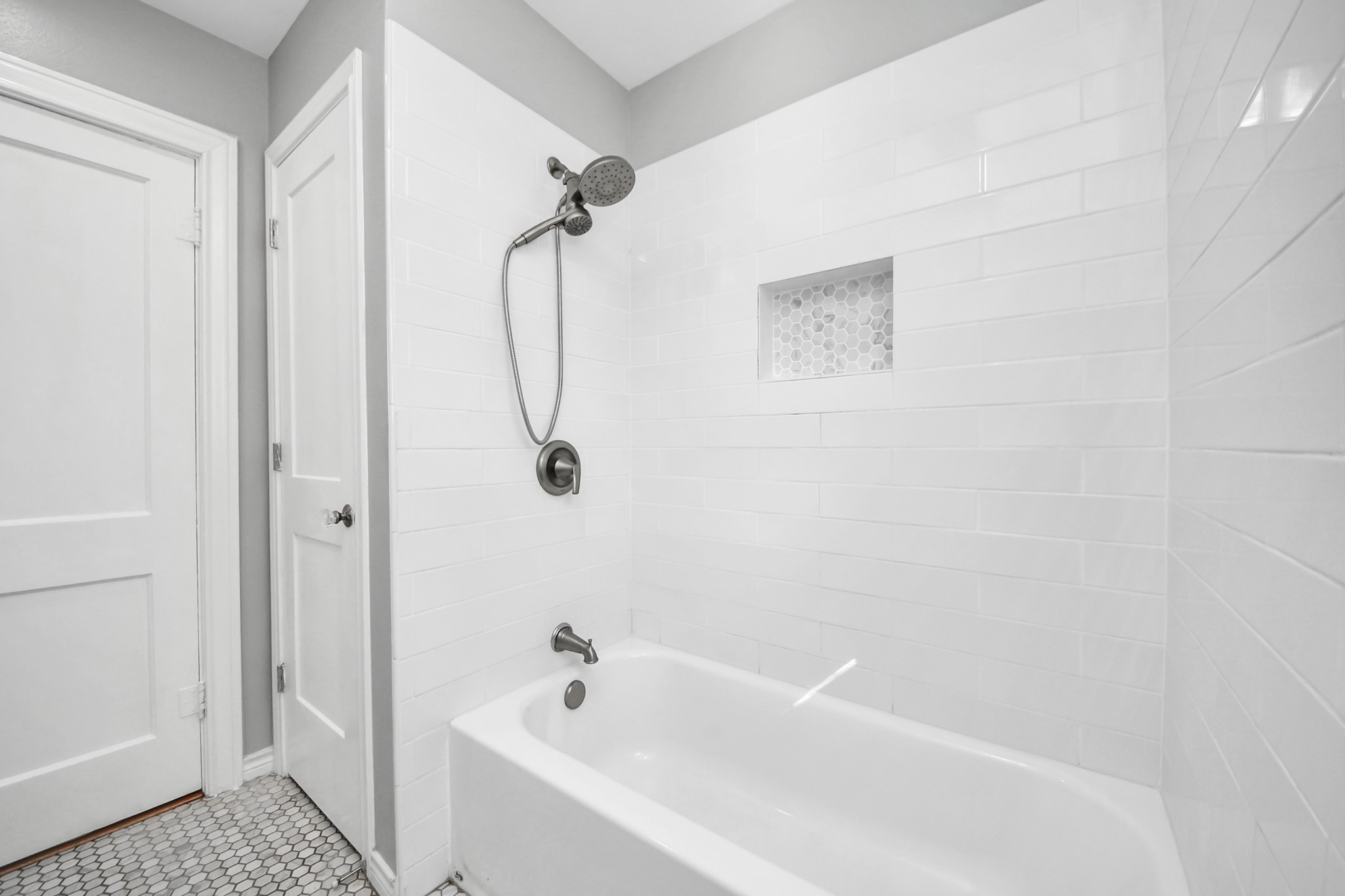 516 Eleanor Street Houston, TX 77009 - Photo 19 of 25