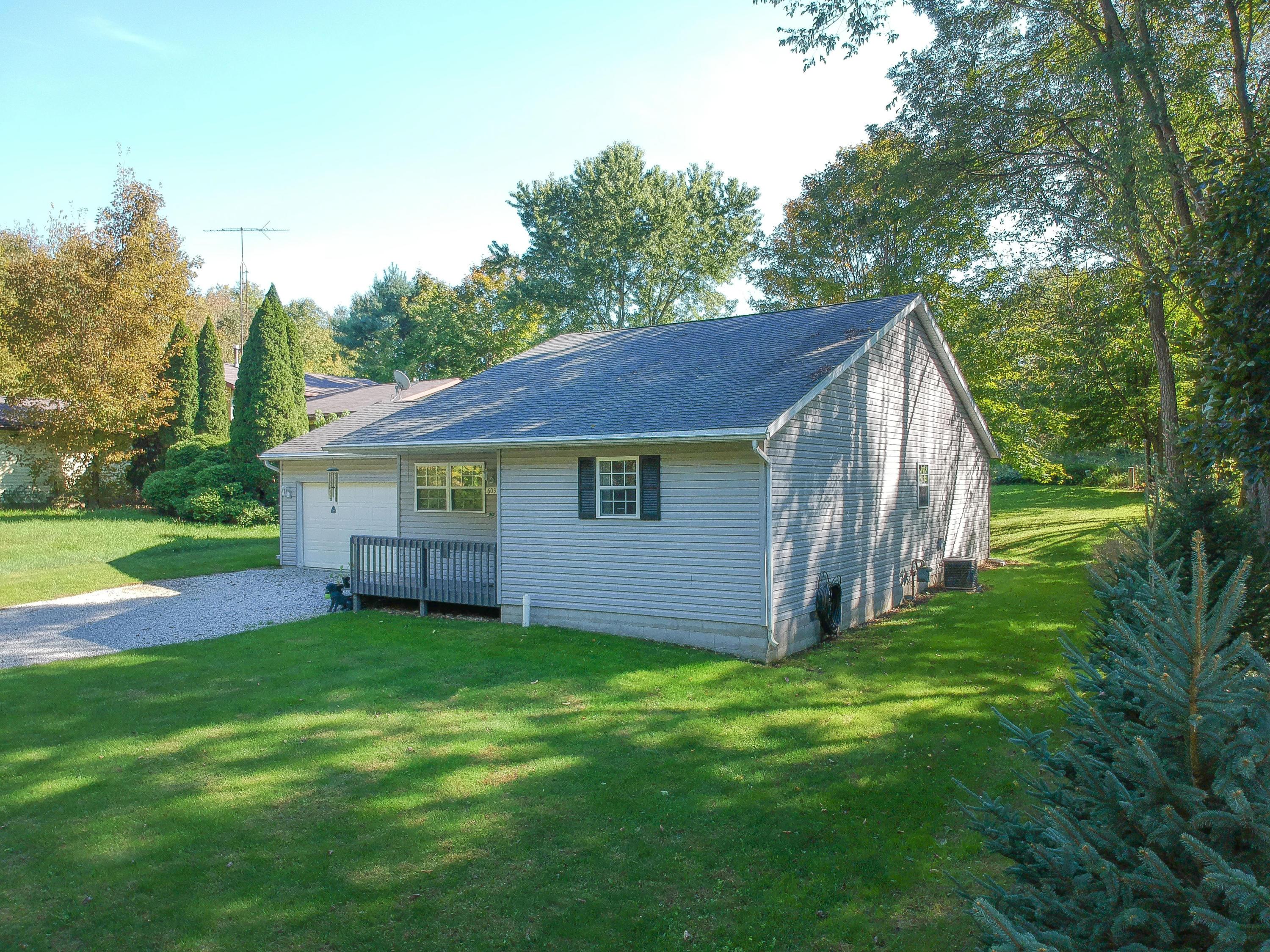 603 Berry Road Howard, OH 43028 - Photo 2 of 22 Gallery Image 2
