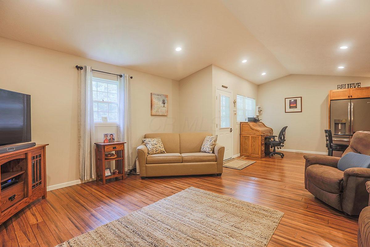 603 Berry Road Howard, OH 43028 - Photo 8 of 22 Gallery Image 8