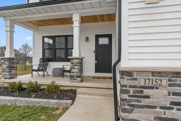 a house view with a outdoor space