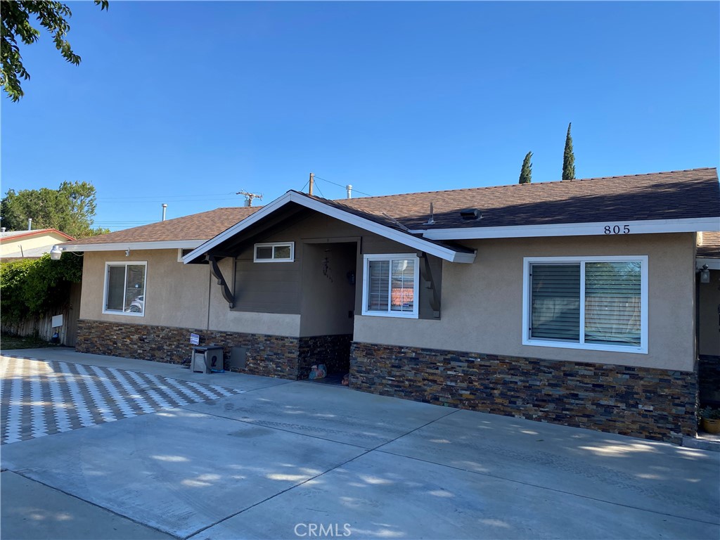 805 North Belden Avenue Rialto, CA 92376 - Photo 1 of 1 Front Of House