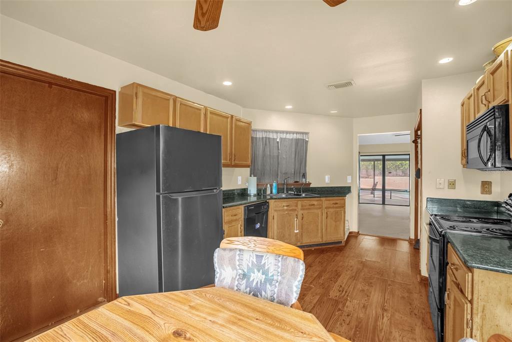 5428 Lighthouse Road Orlando, FL 32808 - Photo 8 of 26