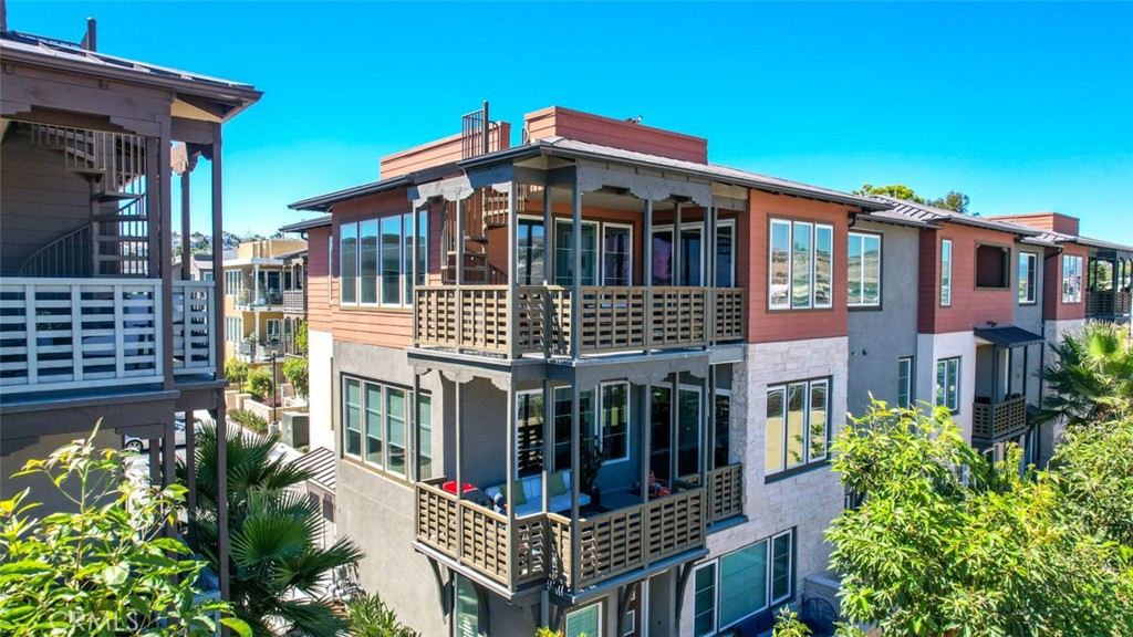 1207 Doheny Way Dana Point, CA 92629 - Photo 44 of 74 Community ariel shots.