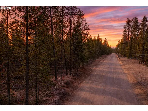 $274,900 | Parkway Drive, La Pine, OR 97739