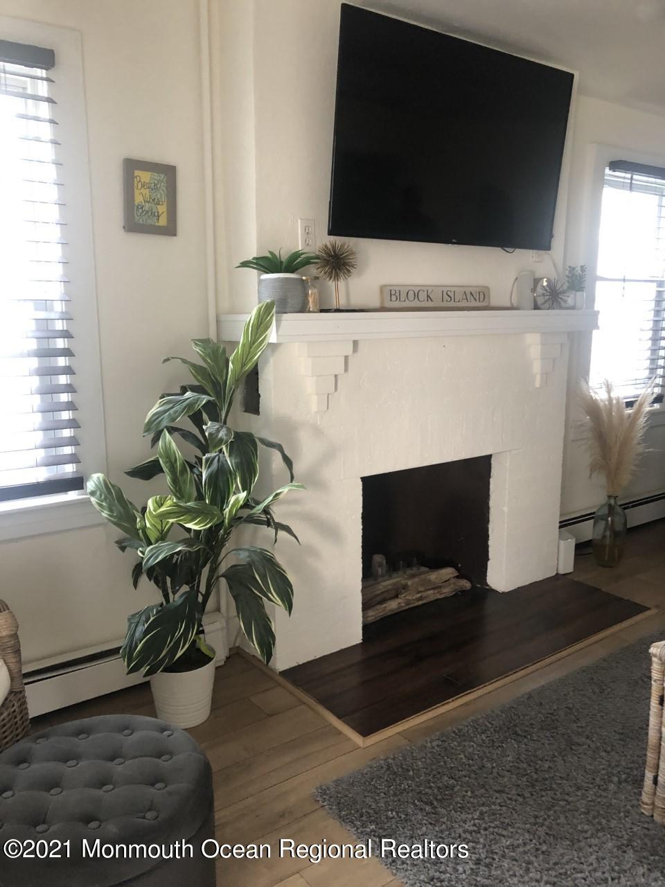 4 Via Ripa Sea Bright, NJ 07760 - Photo 7 of 14 4 via Ripa LR 3