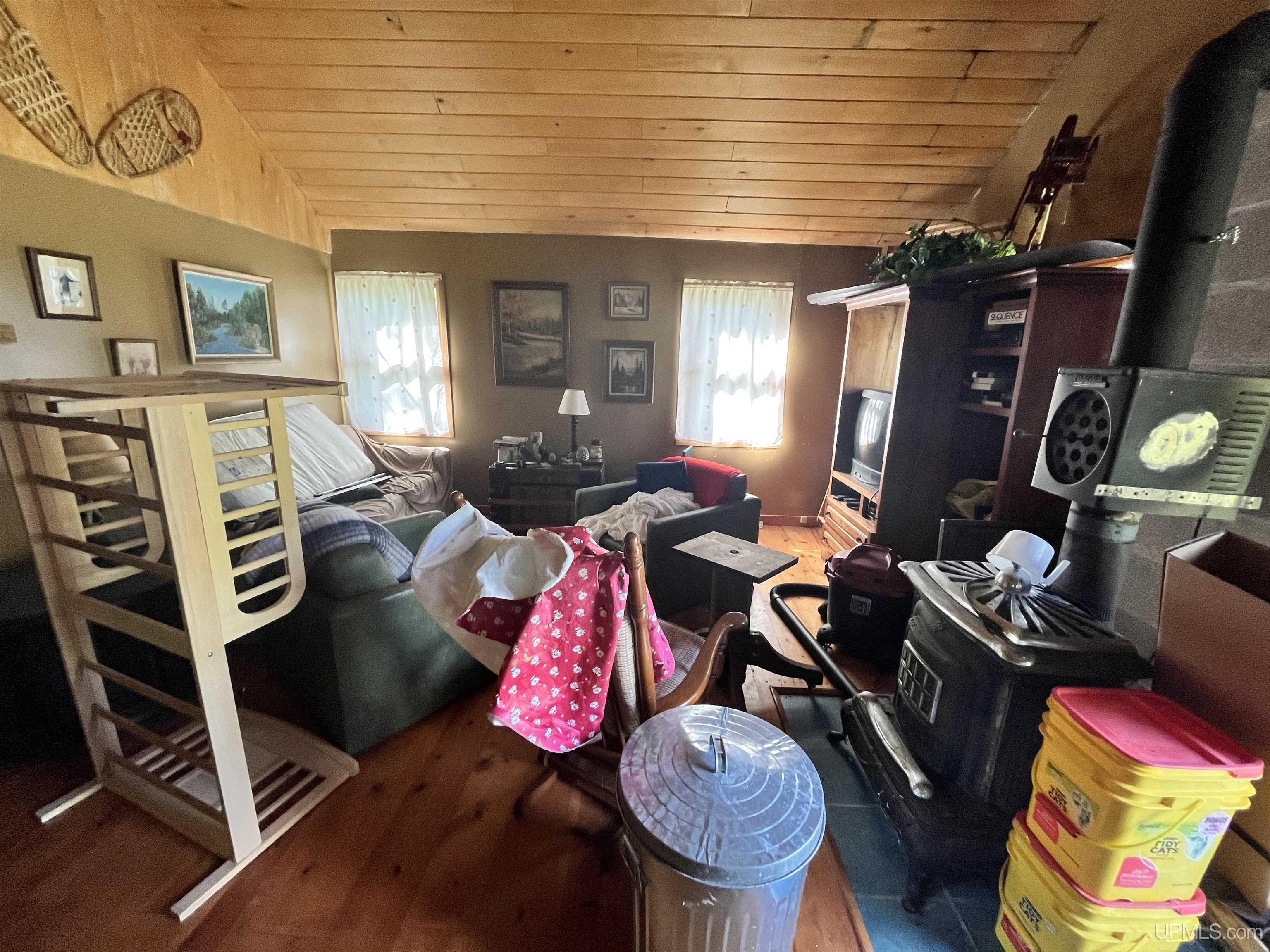 17904 Aura Road Lanse, MI 49946 - Photo 15 of 27 Gallery Image 15