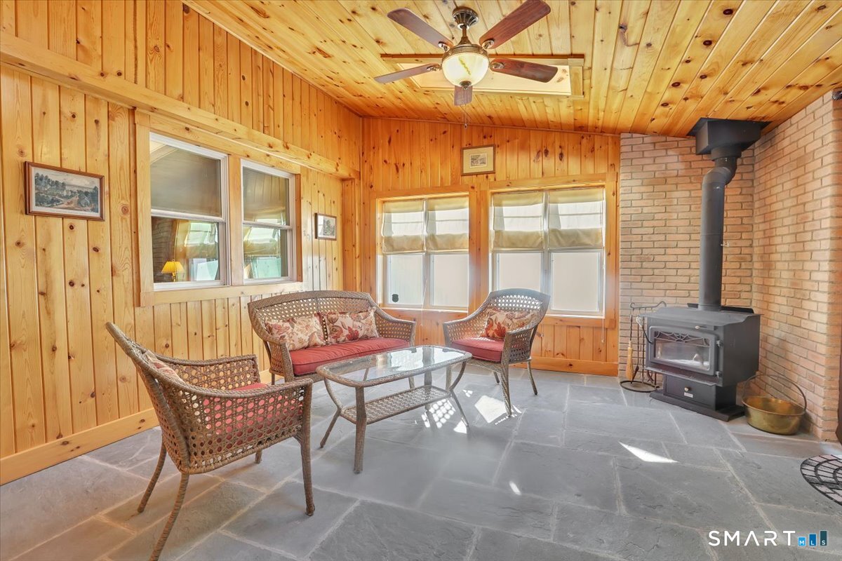 29 Lovely Street Canton, CT 06019 - Photo 13 of 39