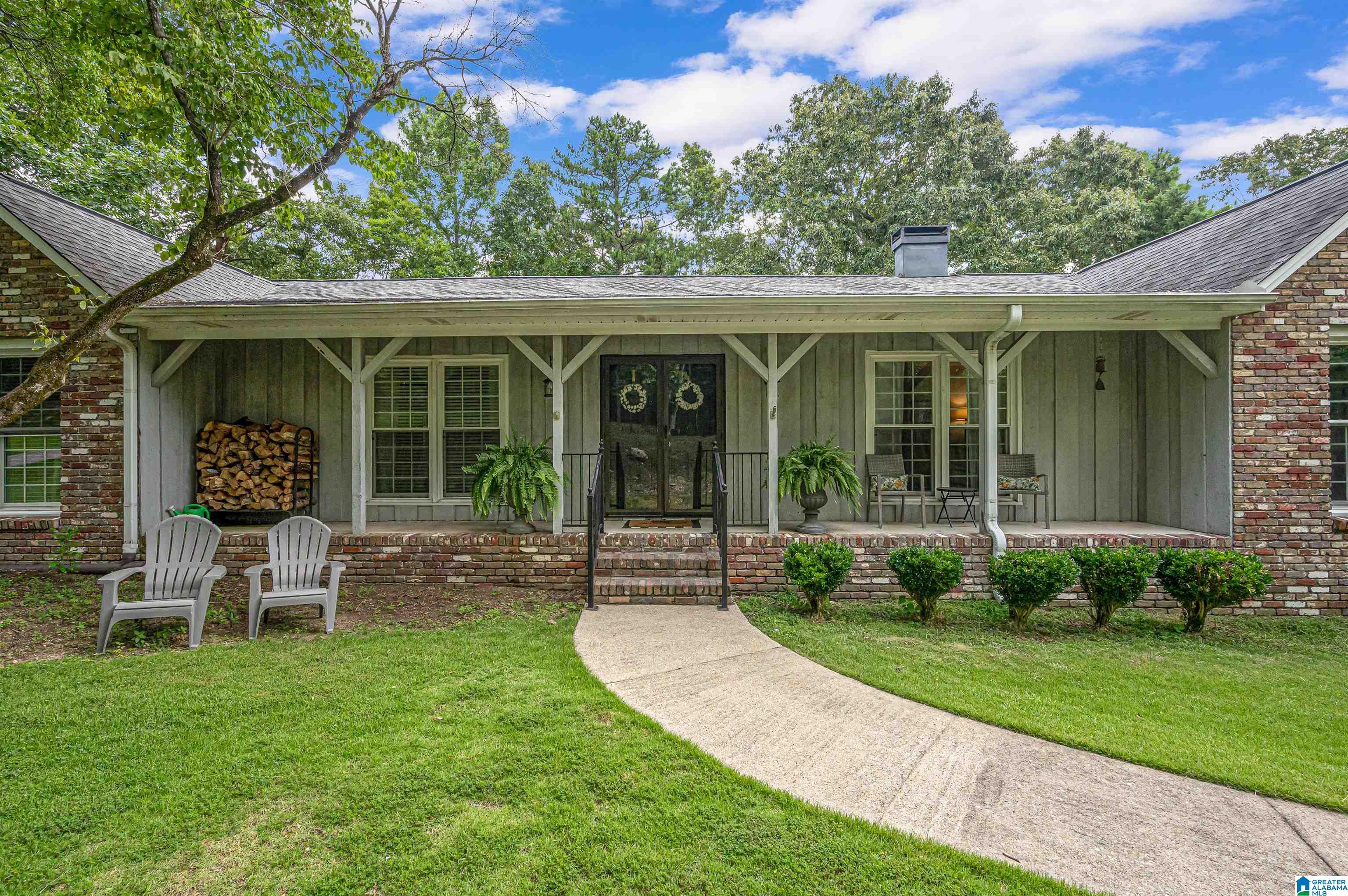 245 Miller Circle Pelham, AL 35124 - Photo 3 of 49
