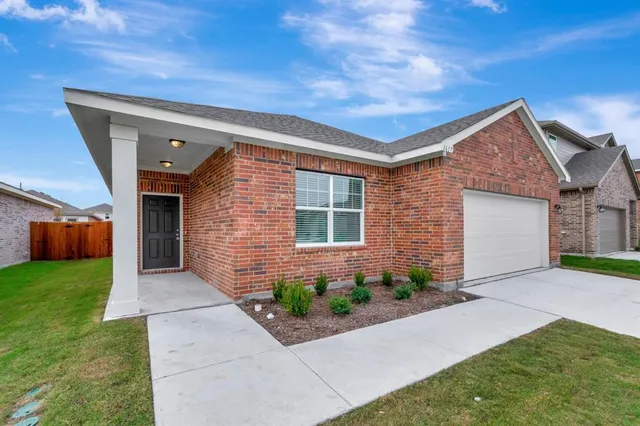 $1,850 | 1617 Escondido Drive, Haslet, TX 76052