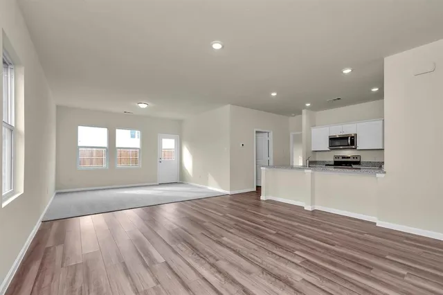 $1,850 | 1617 Escondido Drive, Haslet, TX 76052