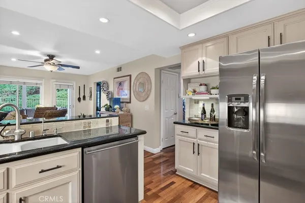 $1,100,000 | 847 South Amber Lane, Anaheim Hills, CA 92807