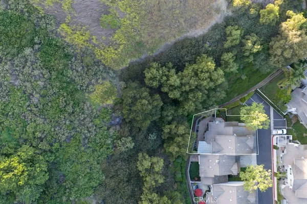 $1,100,000 | 847 South Amber Lane, Anaheim Hills, CA 92807