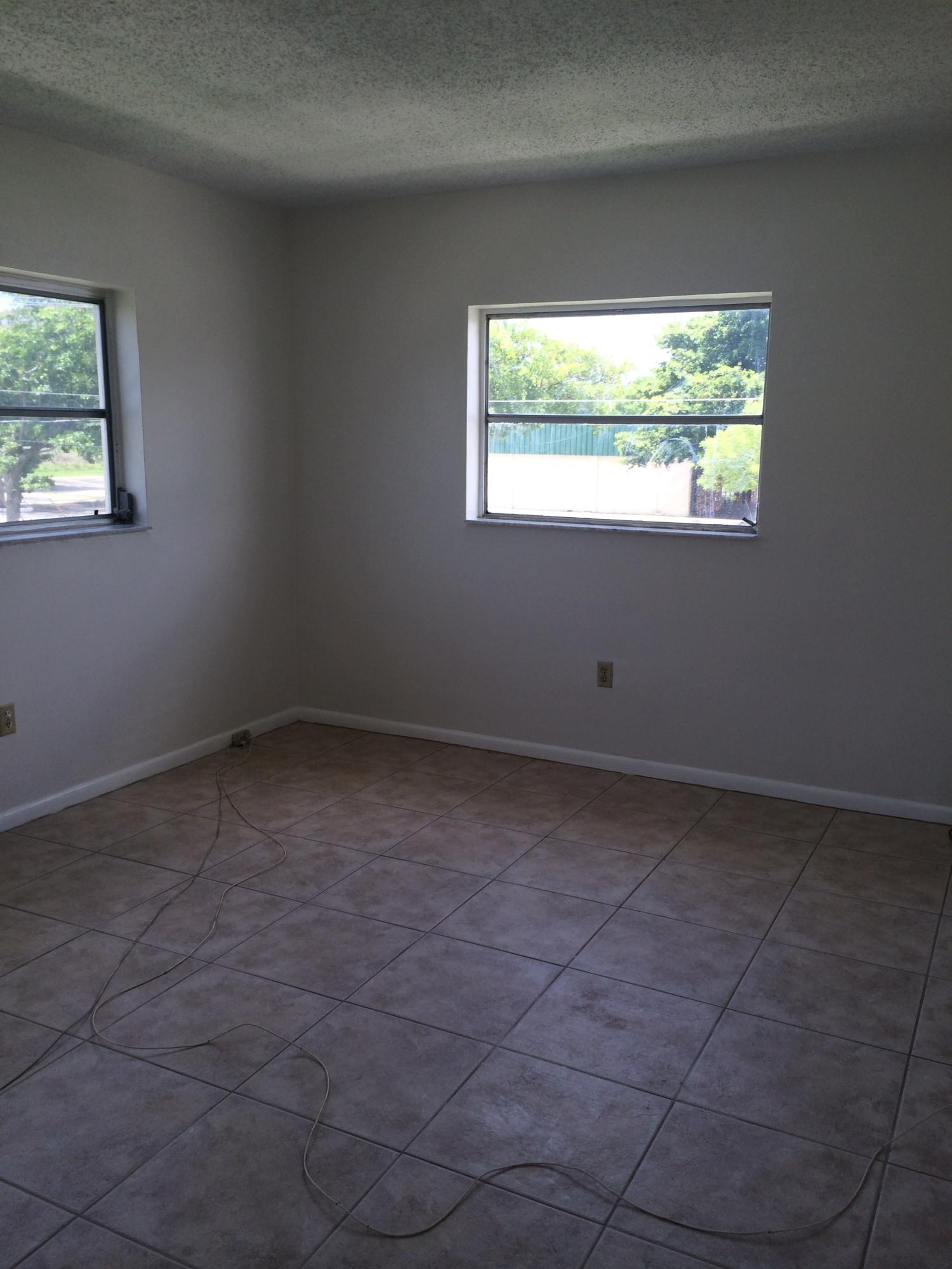 220 Southwest 7th Street, Unit 7 Boca Raton, FL 33432 - Photo 11 of 17 IMG_3947