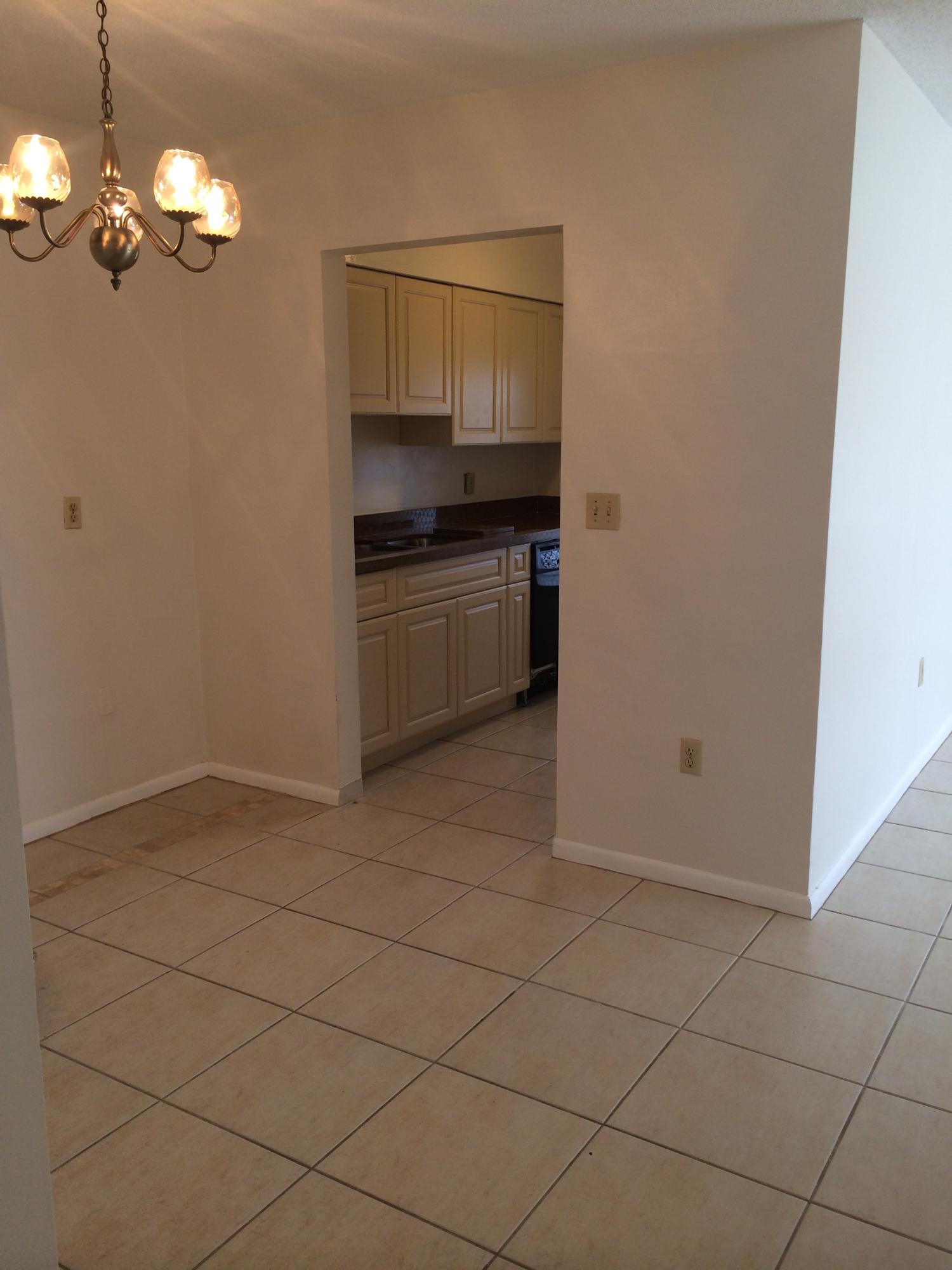 220 Southwest 7th Street, Unit 7 Boca Raton, FL 33432 - Photo 6 of 17 IMG_4011