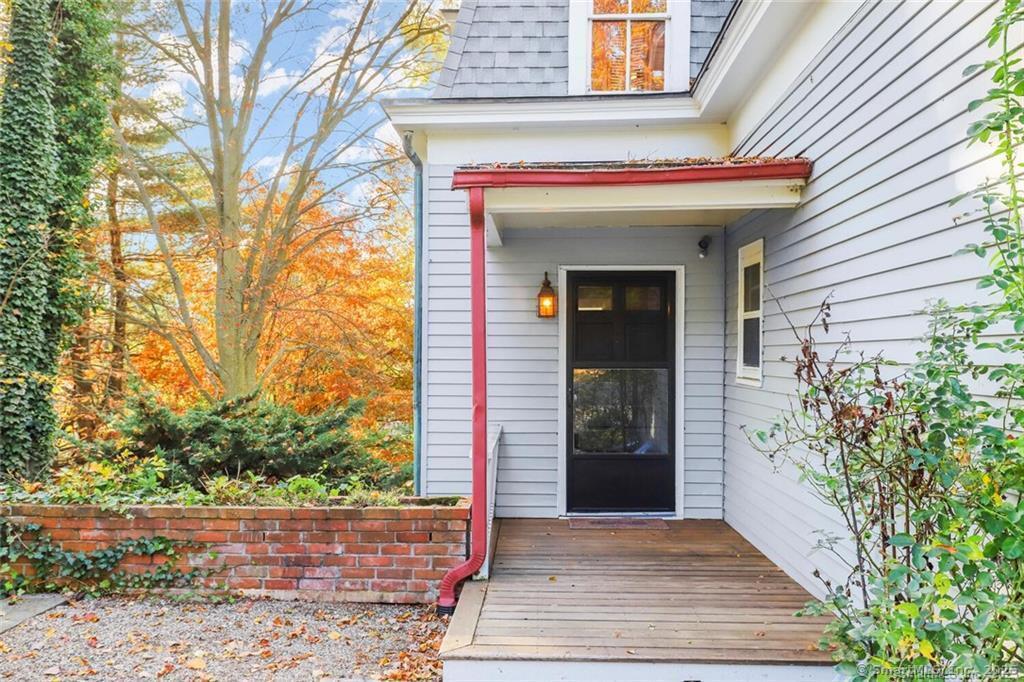 47 Hollow Tree Ridge Road, Unit A Darien, CT 06820 - Photo 26 of 33 Covered Front Porch