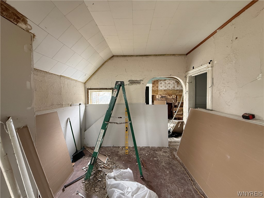 219 Rhode Island Street Buffalo, NY 14213 - Photo 19 of 22