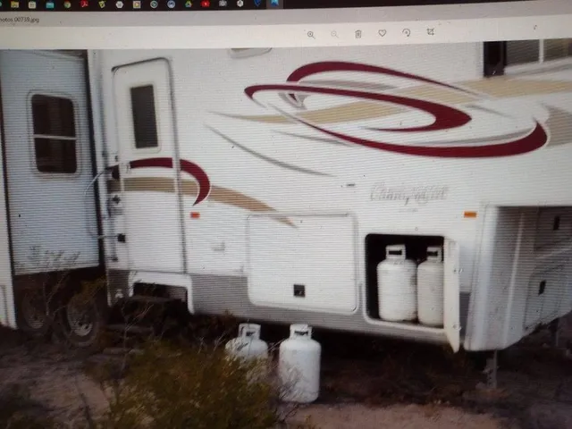 a view of a back yard of the house