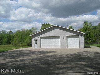 6193 East Clyde Road Howell, MI 48855 - Photo 2 of 7 9E8ERQEA9B1PAR