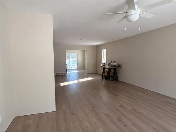 $279,900 | 1955 Bud Road, Windom, MN 56101