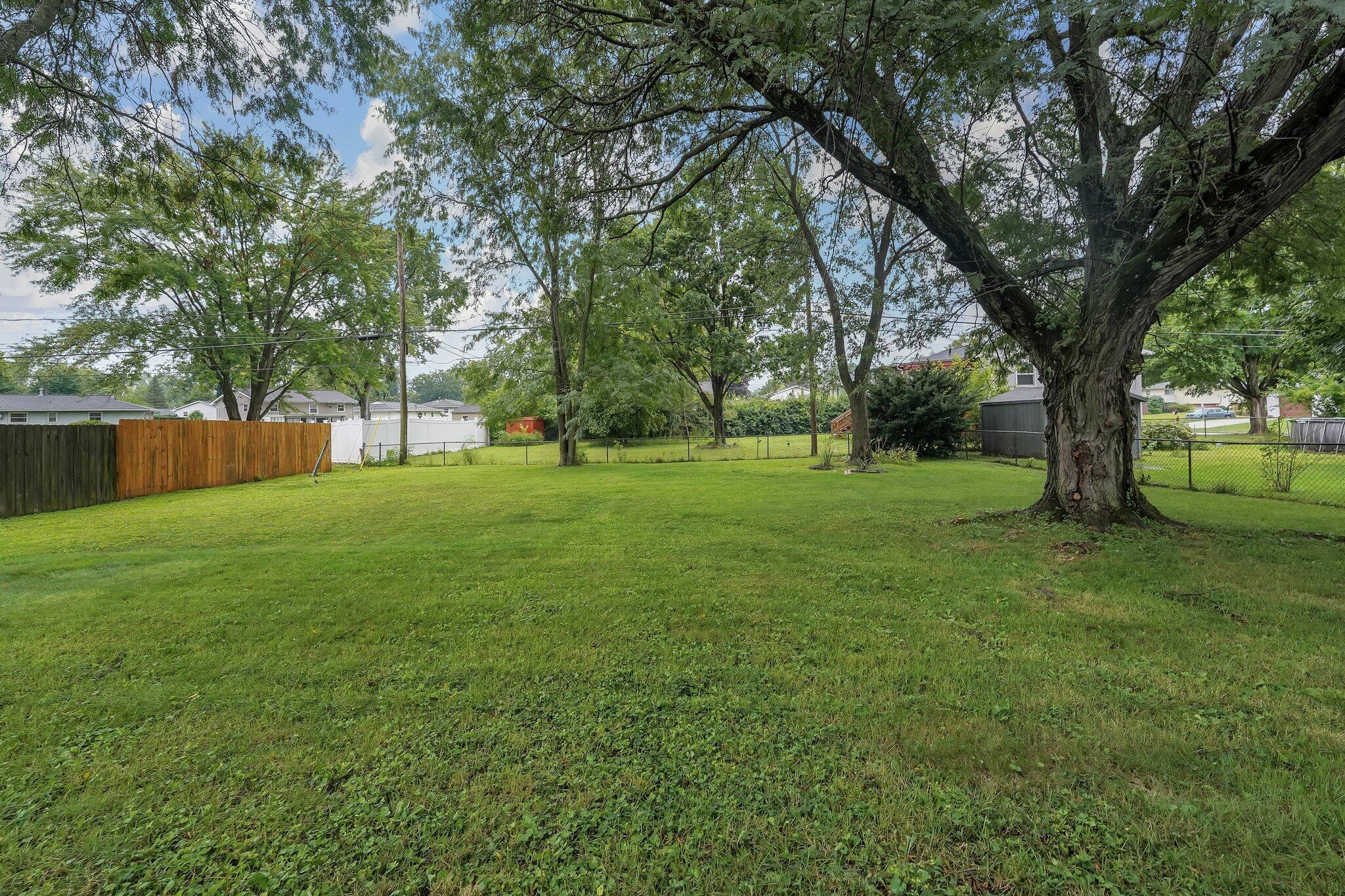 563 McCutcheon Road Columbus, OH 43230 - Photo 26 of 27 29-web-or-mls-563-mccutcheon-rd