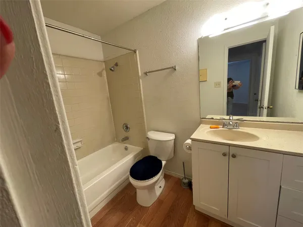 $1,350 | 9700 Leawood Boulevard, Unit 1908, Houston, TX 77099