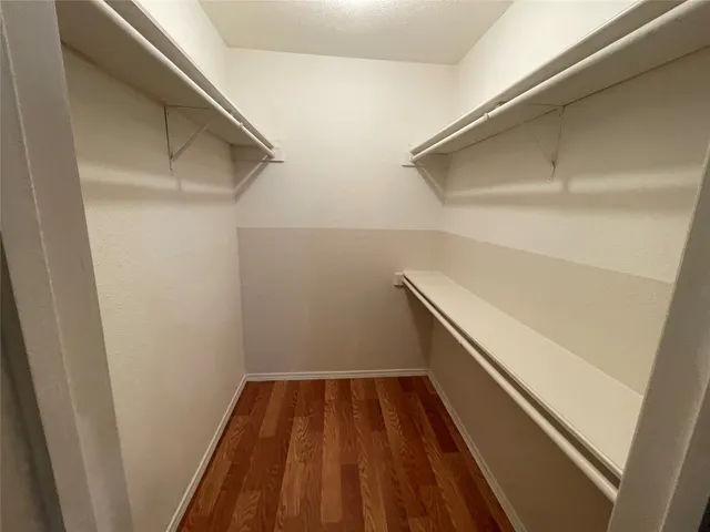 $1,300 | 9700 Leawood Boulevard, Unit 1908, Houston, TX 77099