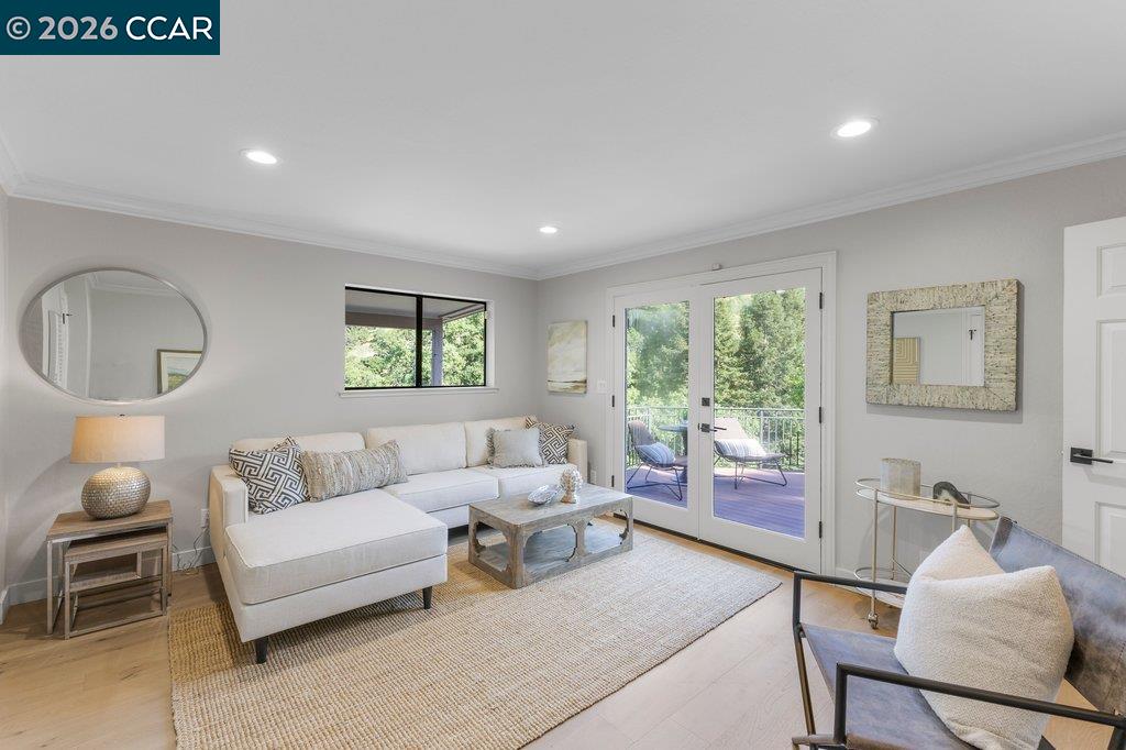 14 Springhill Lane Lafayette, CA 94549 - Photo 4 of 53