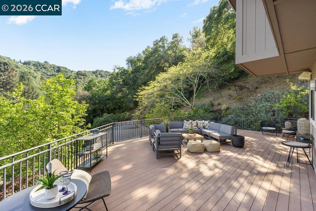 14 Springhill Lane Lafayette, CA 94549 - Photo 8 of 53